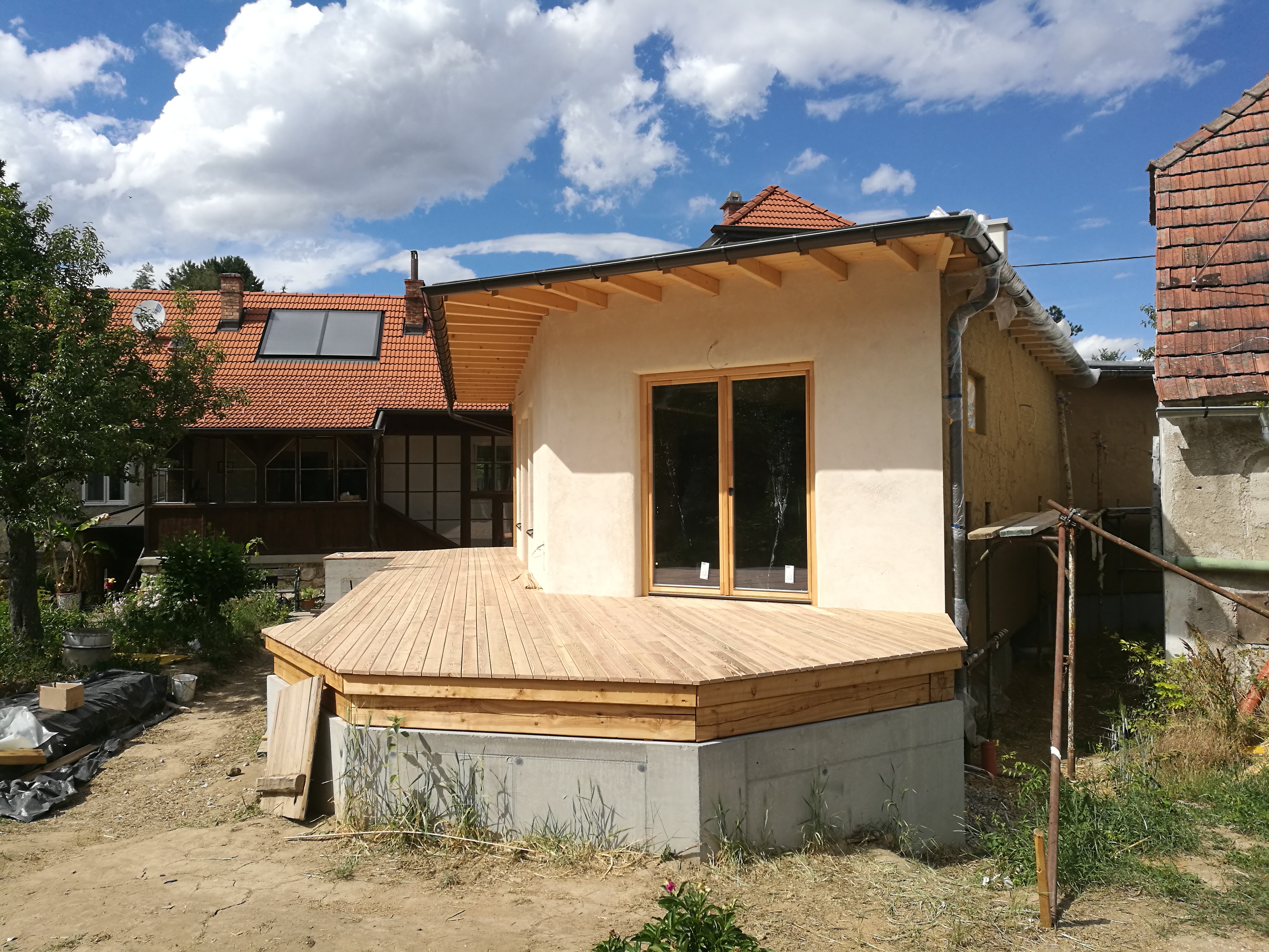 Straw bale house extension in Pulkau/Lower Austria