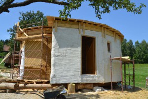 Straw Bale Roundhouse Limeplaster