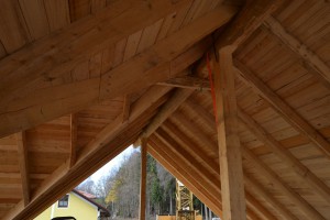 Strohballen einfüllen Dach