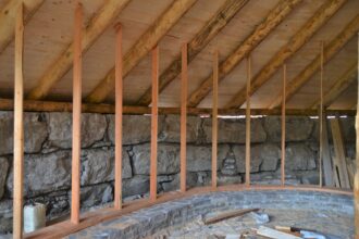 aueralm-strohballenhaus-13