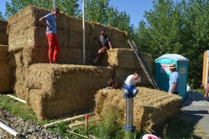 lasttragender-Strohballenhaus-Workshop-loadbearing-straw-bale-house
