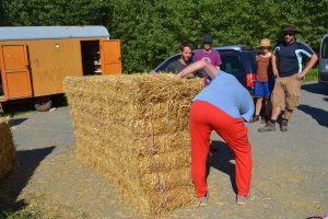 lasttragender-Strohballenhaus-Workshop-loadbearing-straw-bale-house