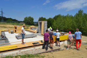 lasttragender-Strohballenhaus-Workshop-loadbearing-straw-bale-house