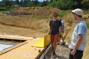 lasttragender-Strohballenhaus-Workshop-loadbearing-straw-bale-house