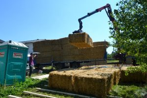 lasttragender-Strohballenhaus-Workshop-loadbearing-straw-bale-house